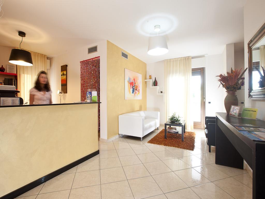 Residence La Guirita Tortoreto Ngoại thất bức ảnh